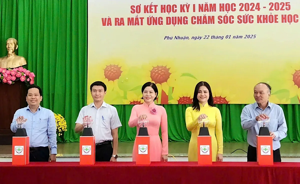 Tập đoàn KHCN Bách Khoa triển khai phần mềm AI chăm sóc sức khỏe học sinh tại Quận Phú Nhuận